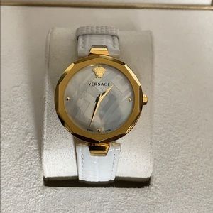 Authentic Versace Ladies Idyia White & Gold Watch